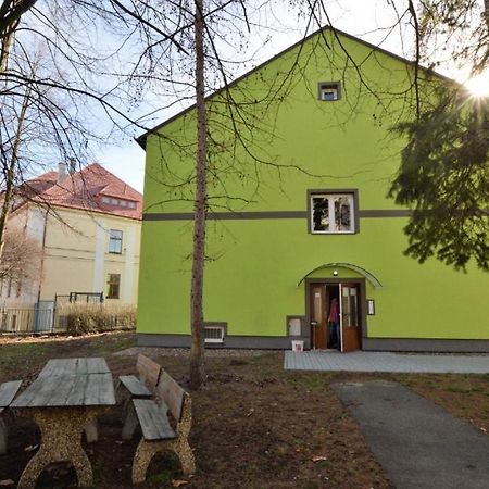 Apartmány - Školní Chomutov Esterno foto
