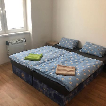Apartmány - Školní Chomutov Esterno foto