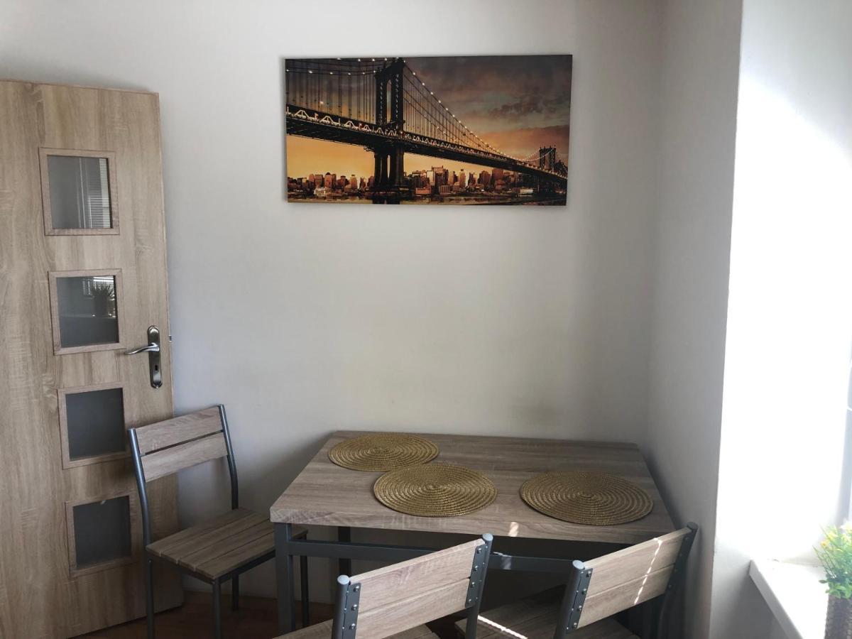 Apartmány - Školní Chomutov Esterno foto