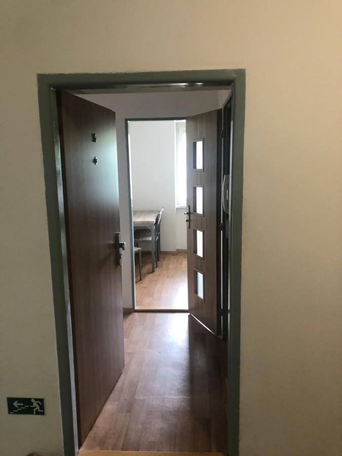 Apartmány - Školní Chomutov Esterno foto