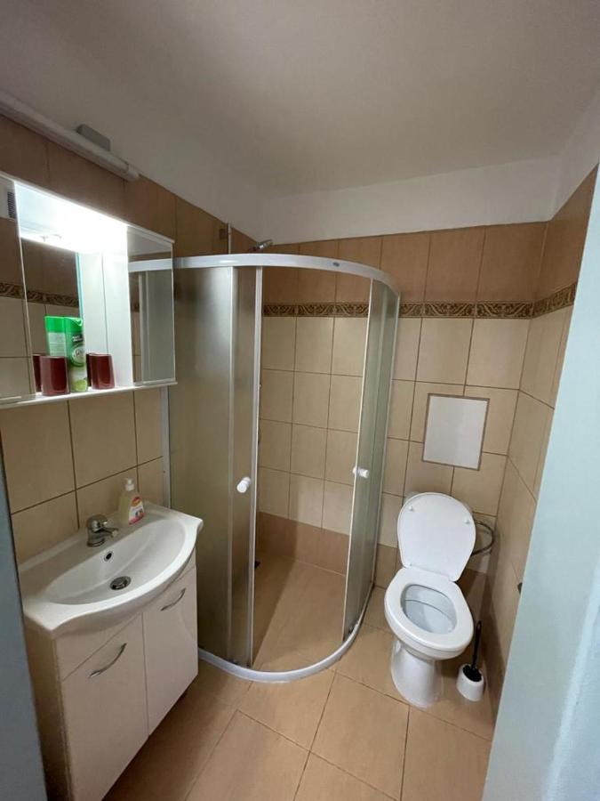 Apartmány - Školní Chomutov Esterno foto
