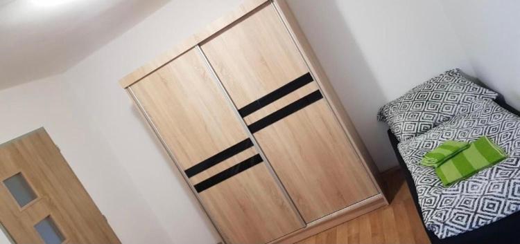 Apartmány - Školní Chomutov Esterno foto